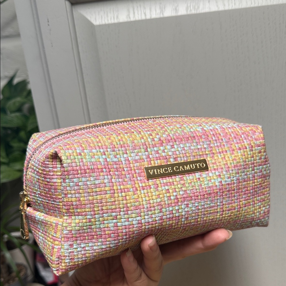 Vince Camuto Pastel Woven Cosmetic Bag 💕 - Picture 13 of 17